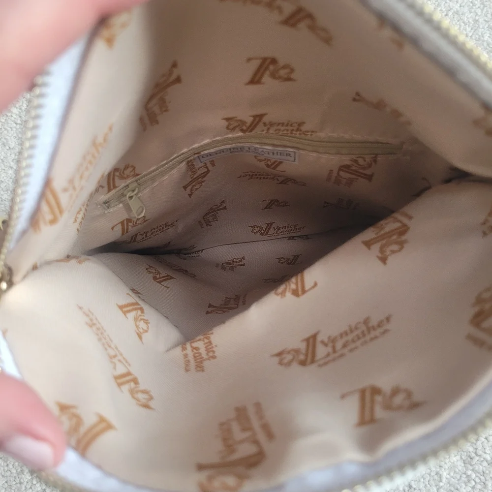 Venice Leather Floral White Genuine Leather Crossbody Bag Mady in Italy - Picture 10 of 10